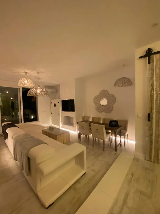 בית נופש הוילה מארבלה Tulum House - In Nueva Andalucia - Amazing La Concha Mountain View